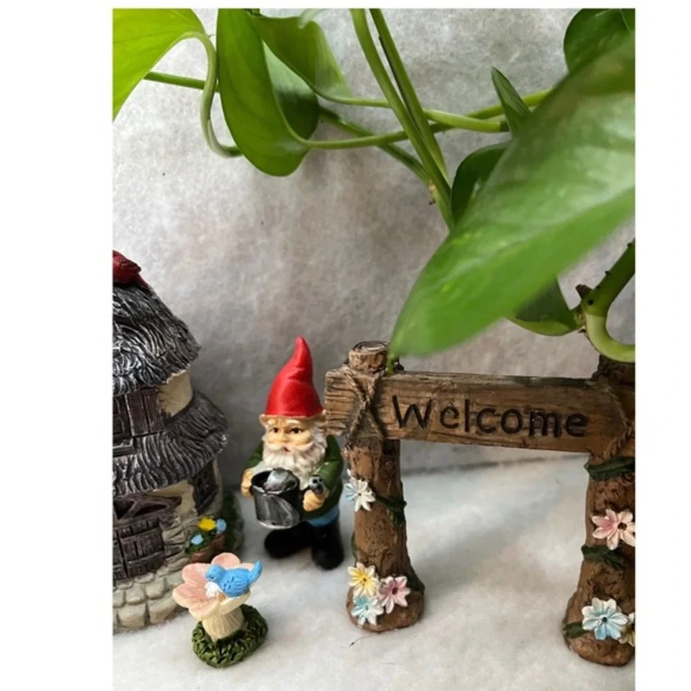 Unbranded 11pc Fairy Garden Gnome Set Multicolor Excellent Whimsical Decor - Picture 6 of 7